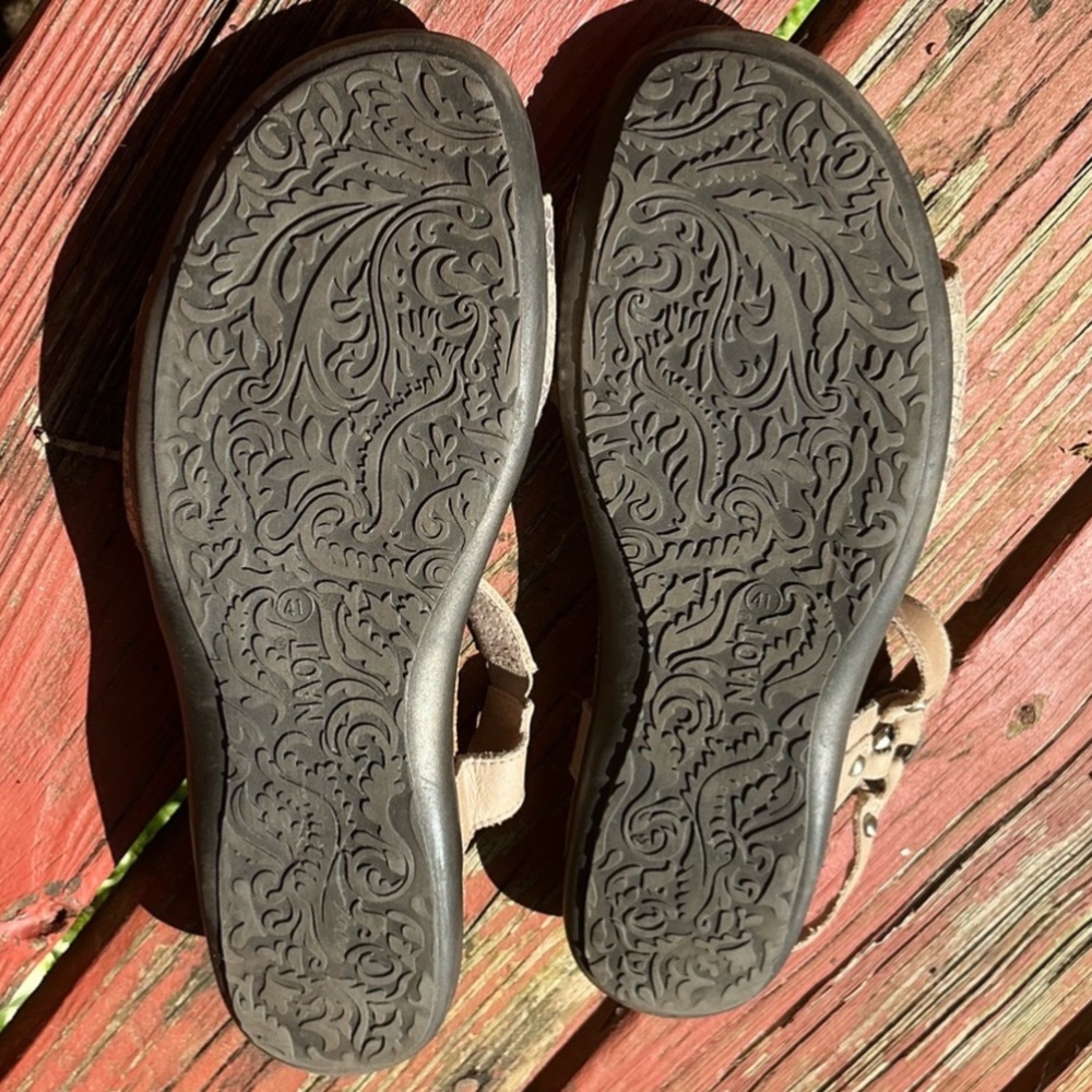 NAOT Women’s Leather Sandals Snake Print Comfort Size 41 US 10 Arch Support - Picture 11 of 16